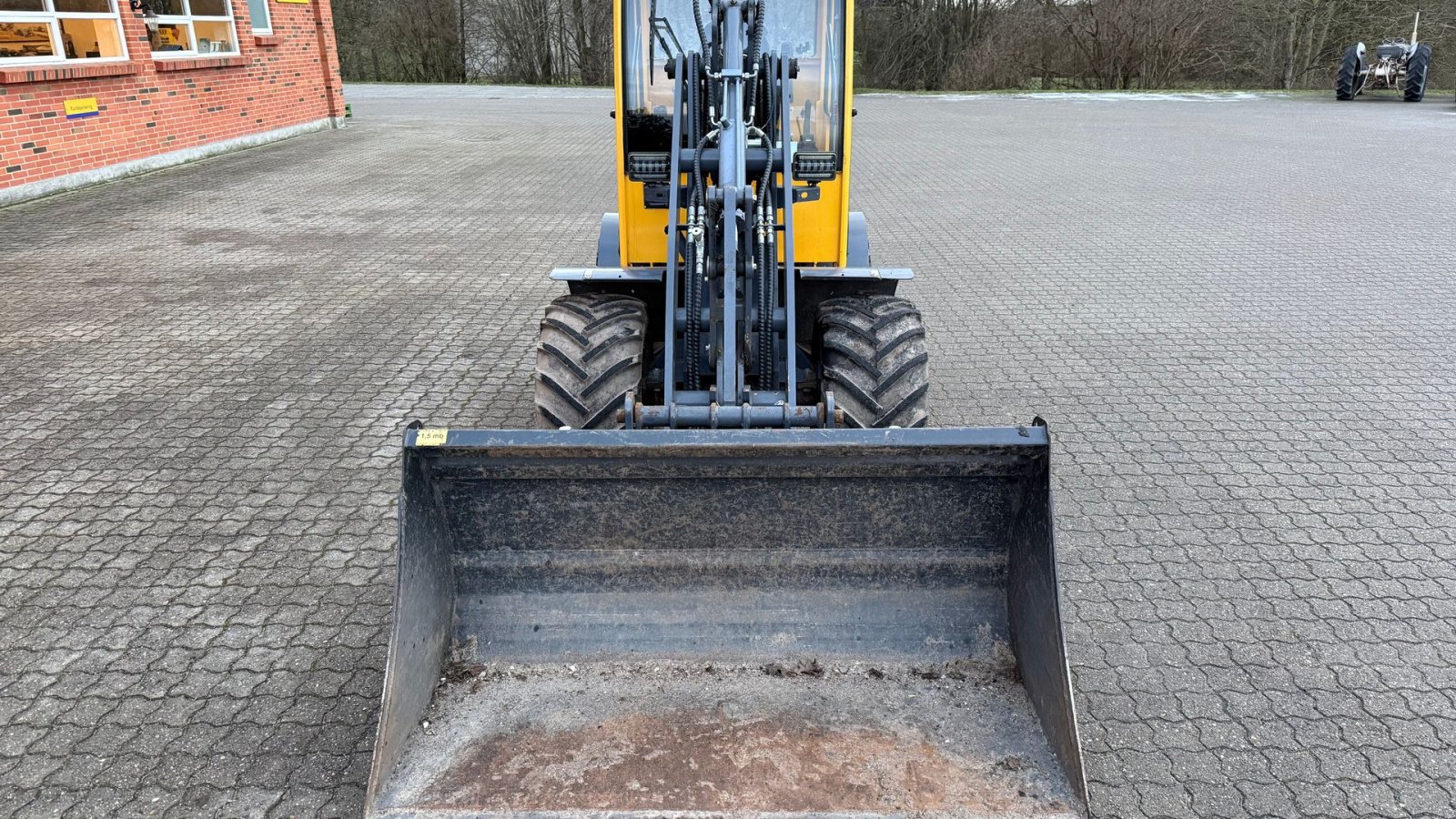 Kompaktlader типа Eurotrac W12S, Gebrauchtmaschine в Gjerlev J. (Фотография 3)