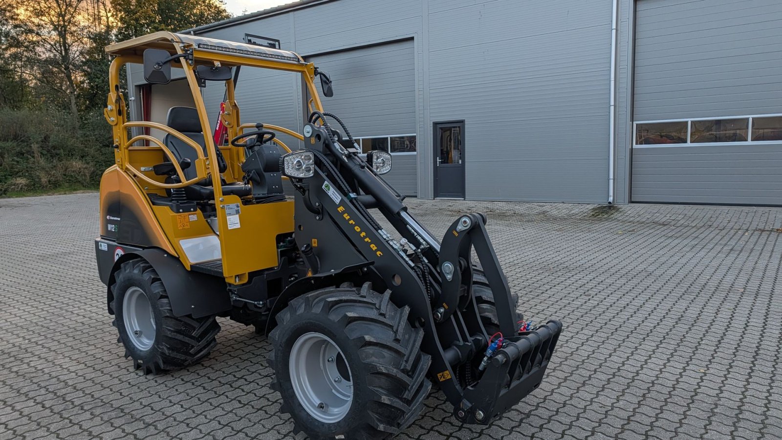 Kompaktlader of the type Eurotrac W12S, Gebrauchtmaschine in Rødekro (Picture 8)