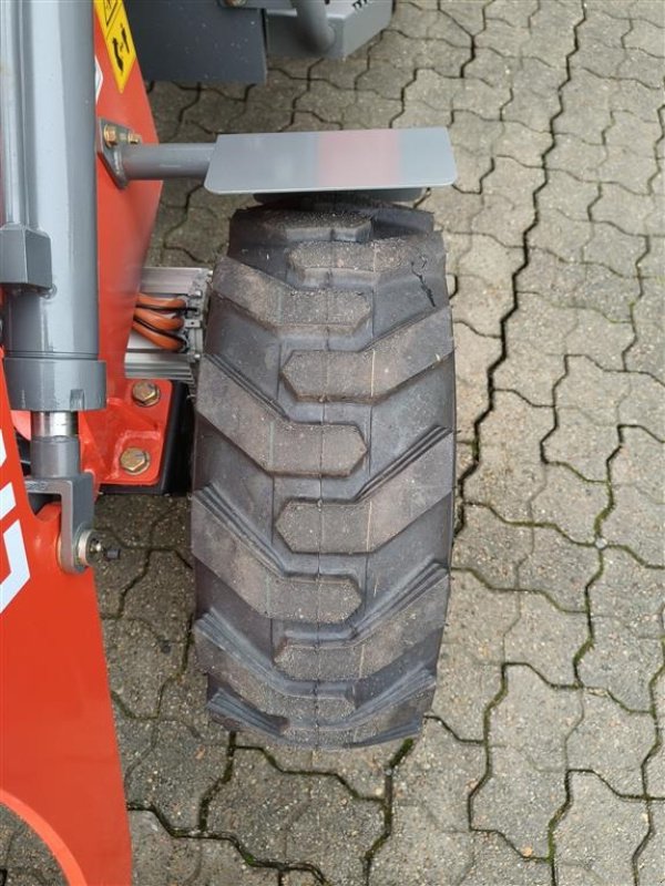 Kompaktlader des Typs Everun El-500 Fabriksny med entreprenørdæk, Gebrauchtmaschine in Vinderup (Bild 3)