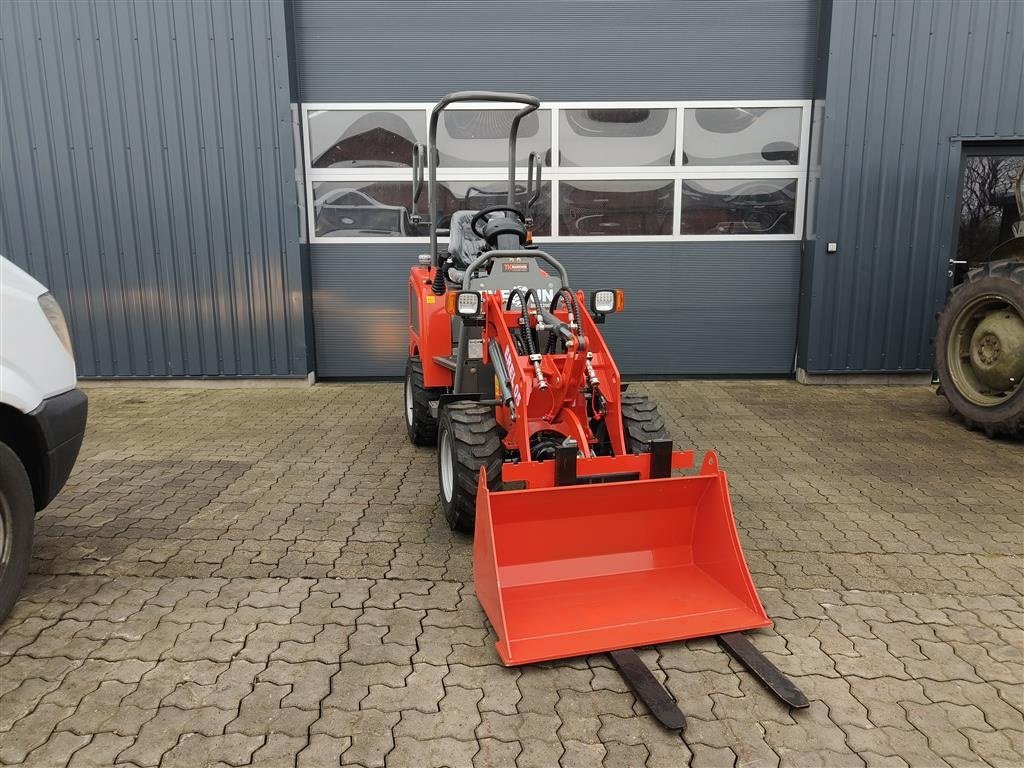 Kompaktlader des Typs Everun El-500 Fabriksny med entreprenørdæk, Gebrauchtmaschine in Vinderup (Bild 2)