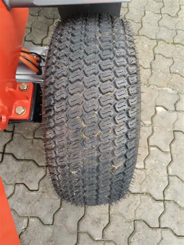 Kompaktlader des Typs Everun El-500 Fabriksny med græsdæk, Gebrauchtmaschine in Vinderup (Bild 5)