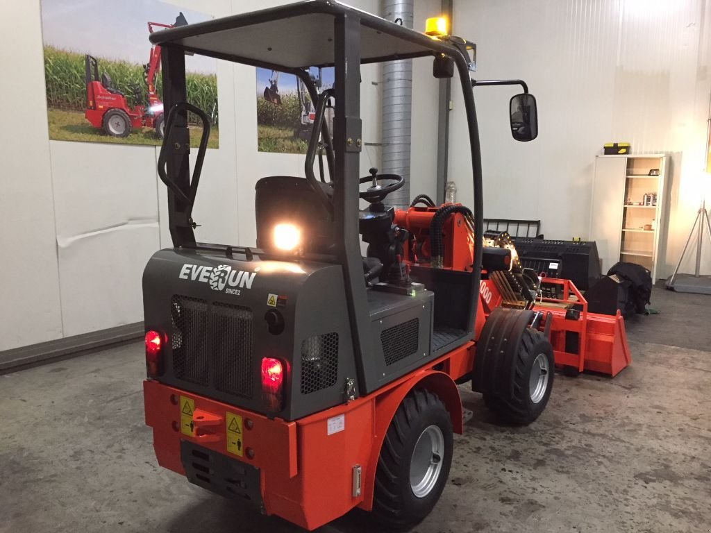 Kompaktlader of the type Everun ER1000 Telescooplader, Neumaschine in Dronten (Picture 8)