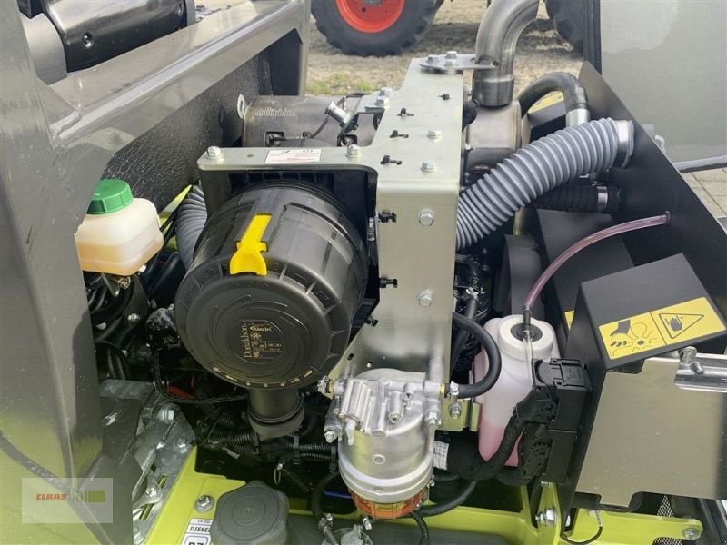 Kompaktlader of the type Fliegl 2527, Neumaschine in Grabenstätt-Erlstätt (Picture 13)