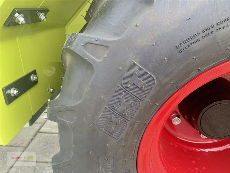 Kompaktlader of the type Fliegl 2527, Neumaschine in Grabenstätt-Erlstätt (Picture 16)