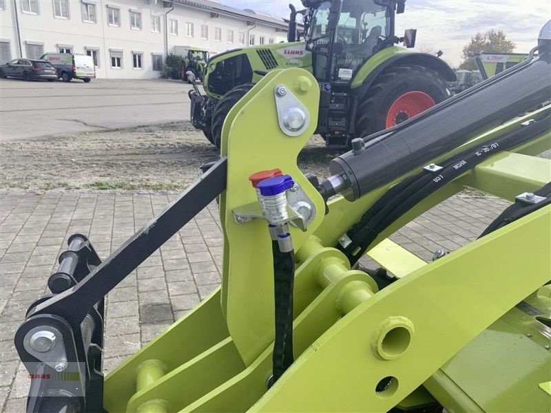 Kompaktlader of the type Fliegl 2527, Neumaschine in Grabenstätt-Erlstätt (Picture 11)