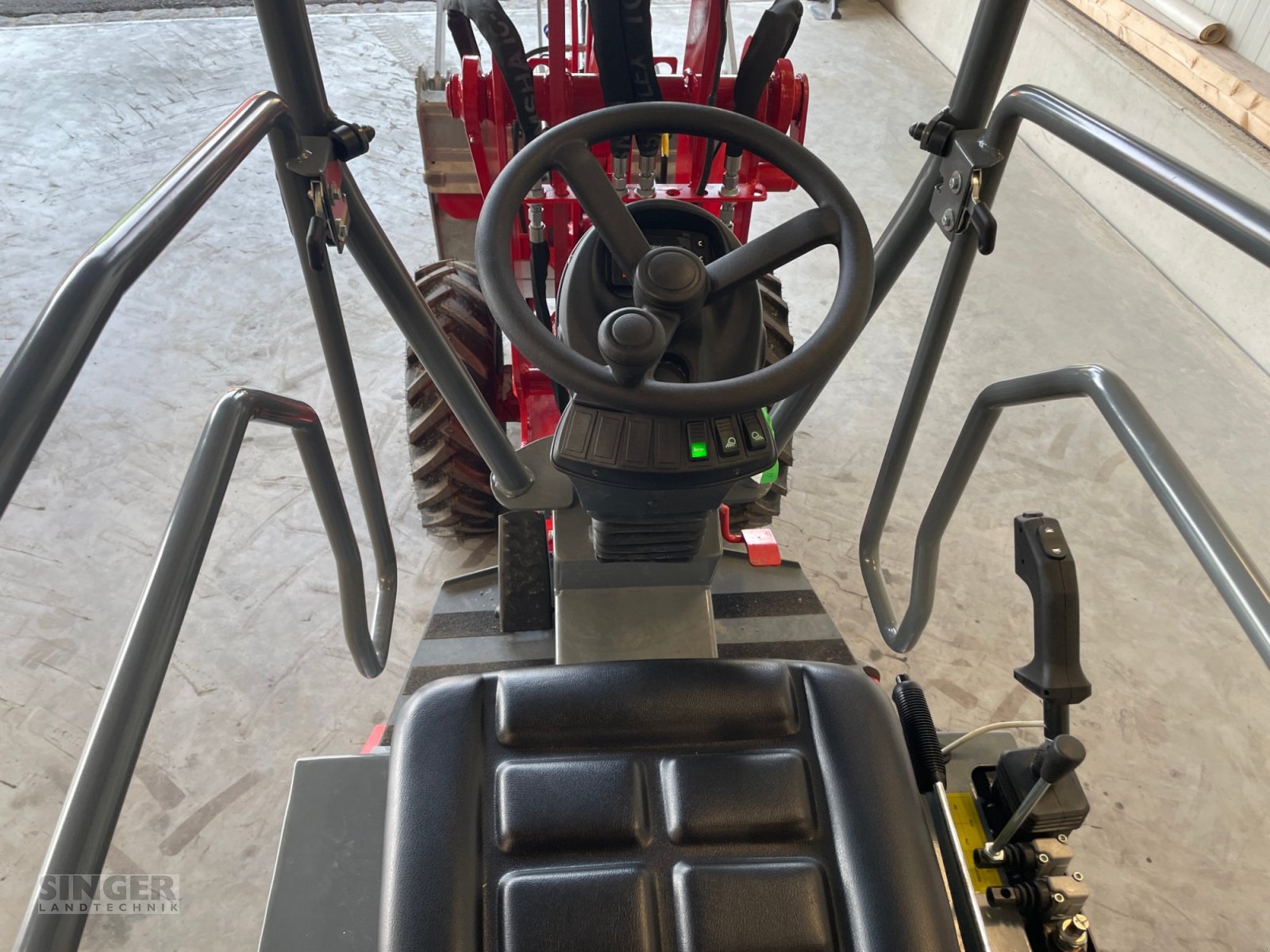 Kompaktlader des Typs Fuchs F 853 H, Neumaschine in Ebenhofen (Bild 8)