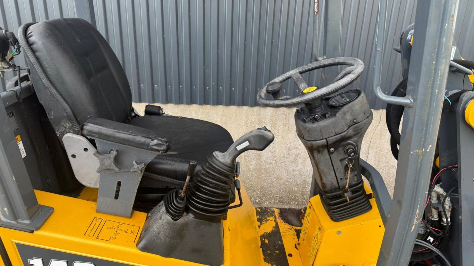 Kompaktlader des Typs Gehl 140 Gehl, Gebrauchtmaschine in Nykøbing Mors (Bild 6)