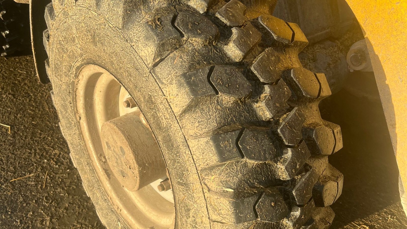 Kompaktlader van het type Gehl AL 750, Gebrauchtmaschine in Brønderslev (Foto 19)