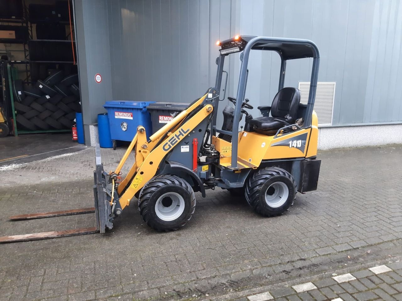 Kompaktlader van het type Gehl AL140 loader, Gebrauchtmaschine in Roermond (Foto 1)