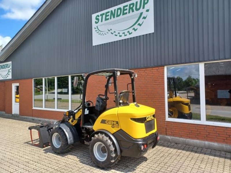 Kompaktlader of the type Gehl AL320 4 POST, Gebrauchtmaschine in Rødding (Picture 3)