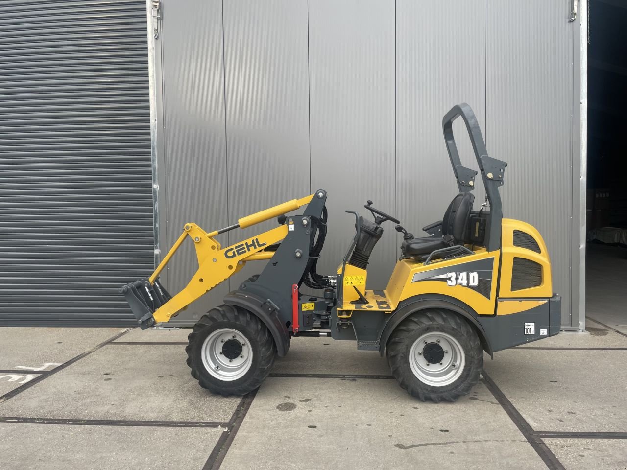 Kompaktlader от тип Gehl AL340, Gebrauchtmaschine в Kesteren (Снимка 2)