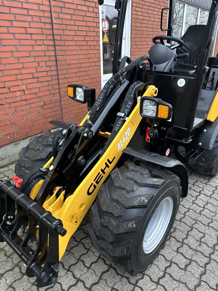 Kompaktlader of the type Gehl AL420, Gebrauchtmaschine in Rødding (Picture 9)
