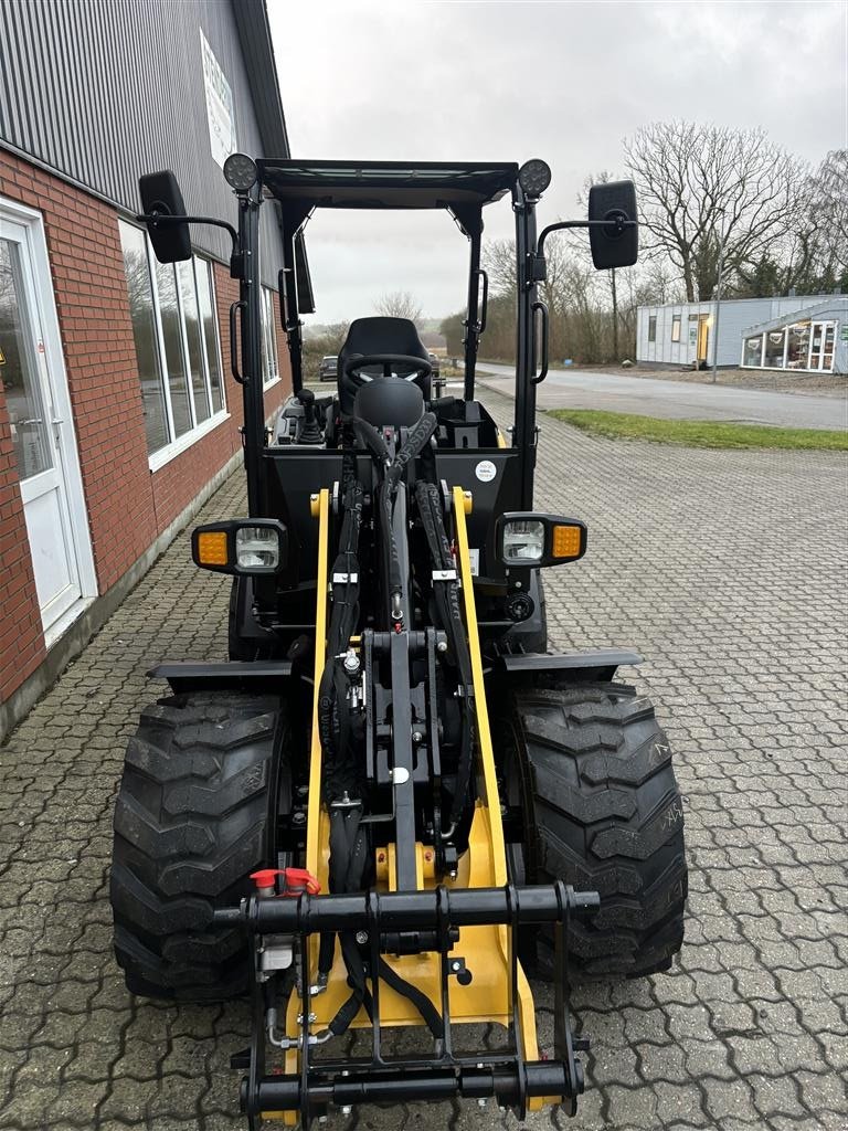 Kompaktlader of the type Gehl AL420, Gebrauchtmaschine in Rødding (Picture 8)