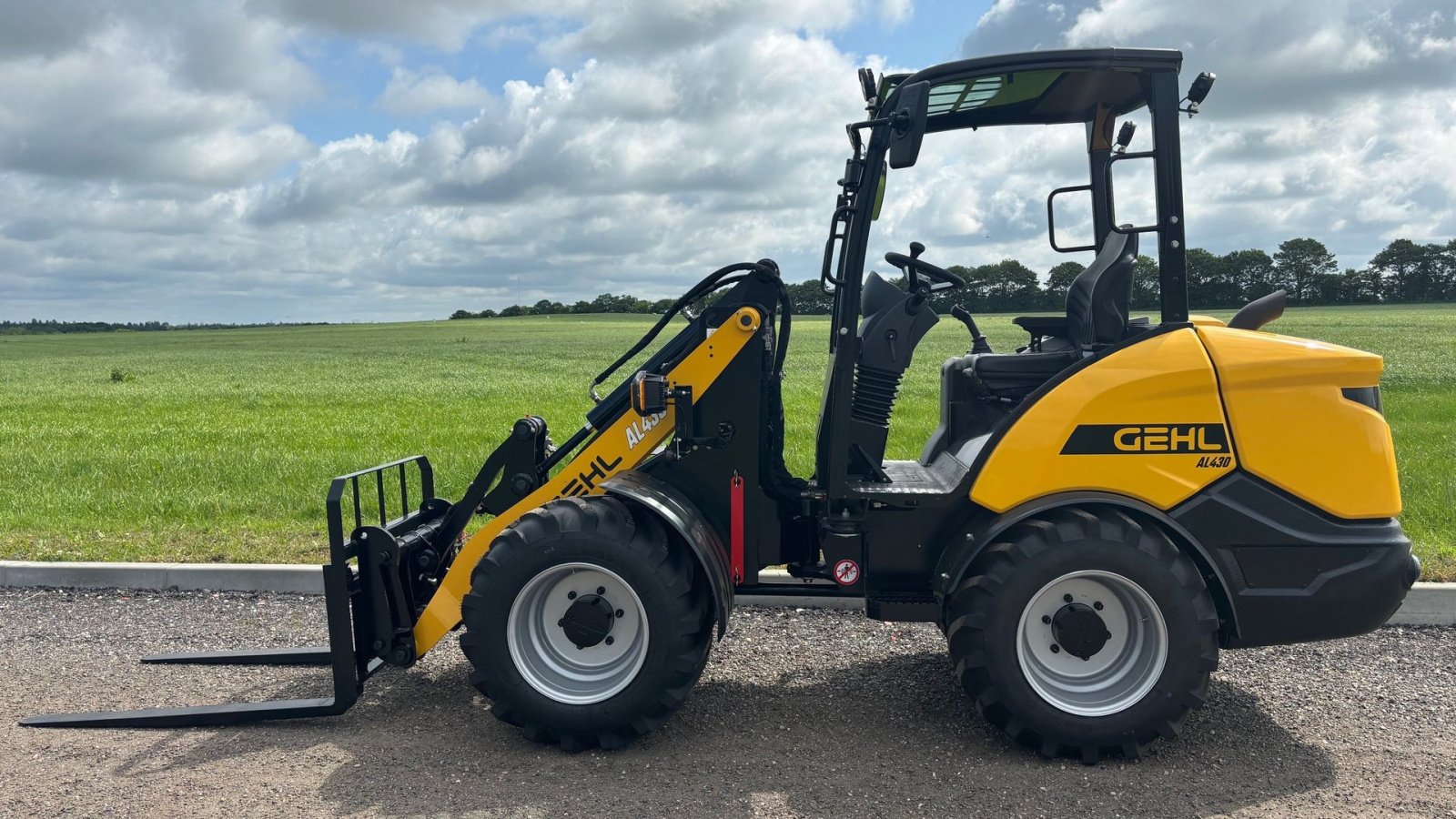 Kompaktlader of the type Gehl AL430, Gebrauchtmaschine in Varde (Picture 1)