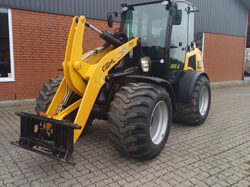 Kompaktlader typu Gehl AL750 m/kabine, Gebrauchtmaschine v Rødding (Obrázek 1)