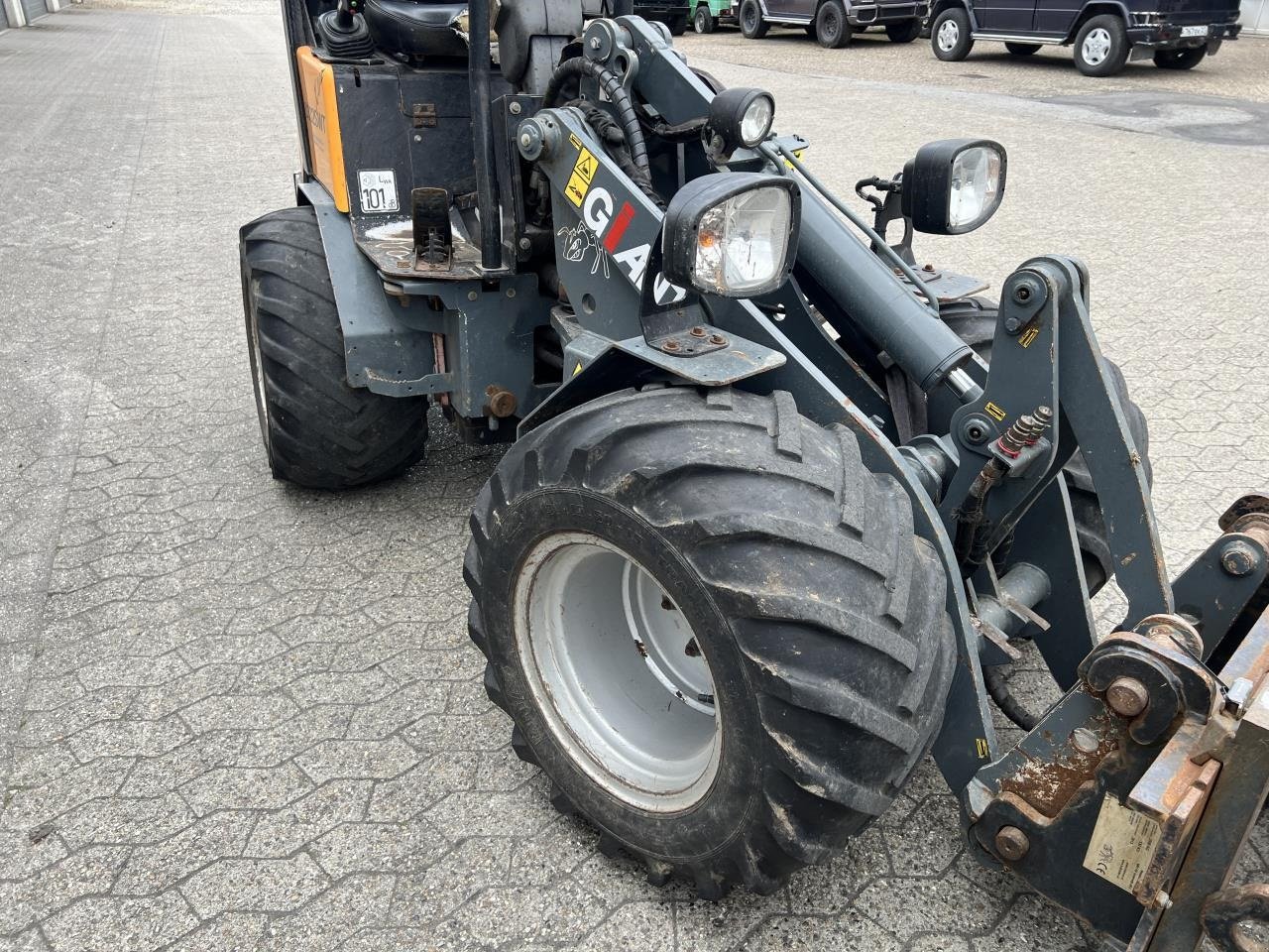 Kompaktlader typu GiANT 332 SWT X-TRA, Gebrauchtmaschine w Viborg (Zdjęcie 3)