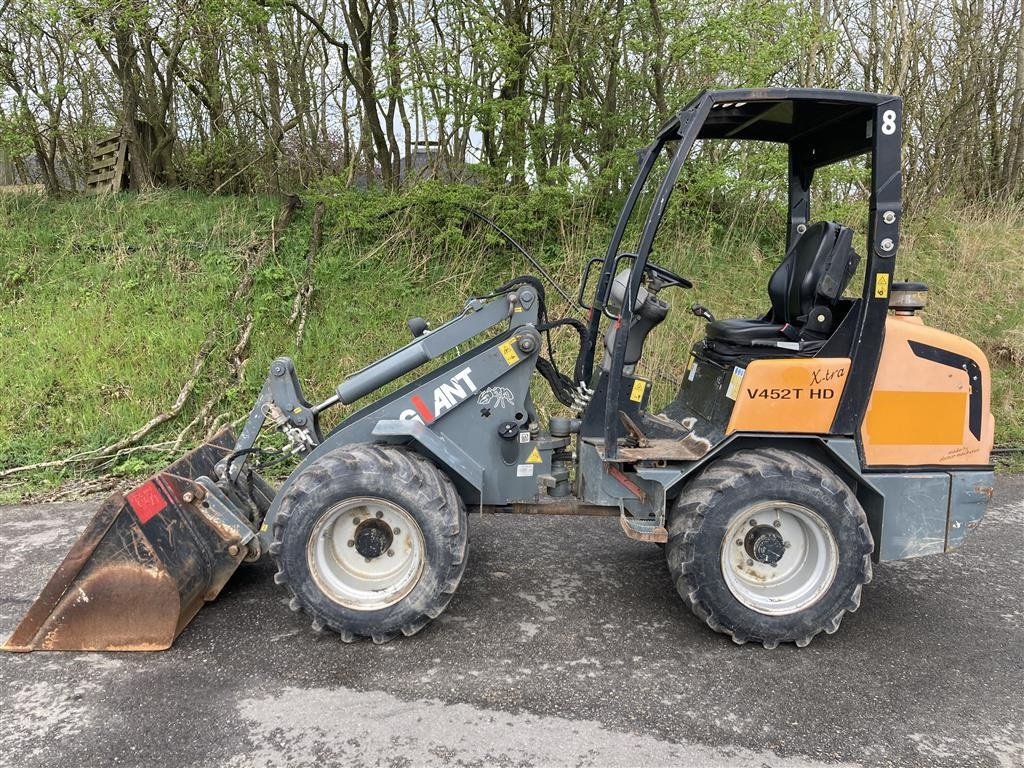 Kompaktlader of the type GiANT 452 T HD, Minilæsser. Skovl og Pallegafler, Gebrauchtmaschine in Roslev (Picture 1)