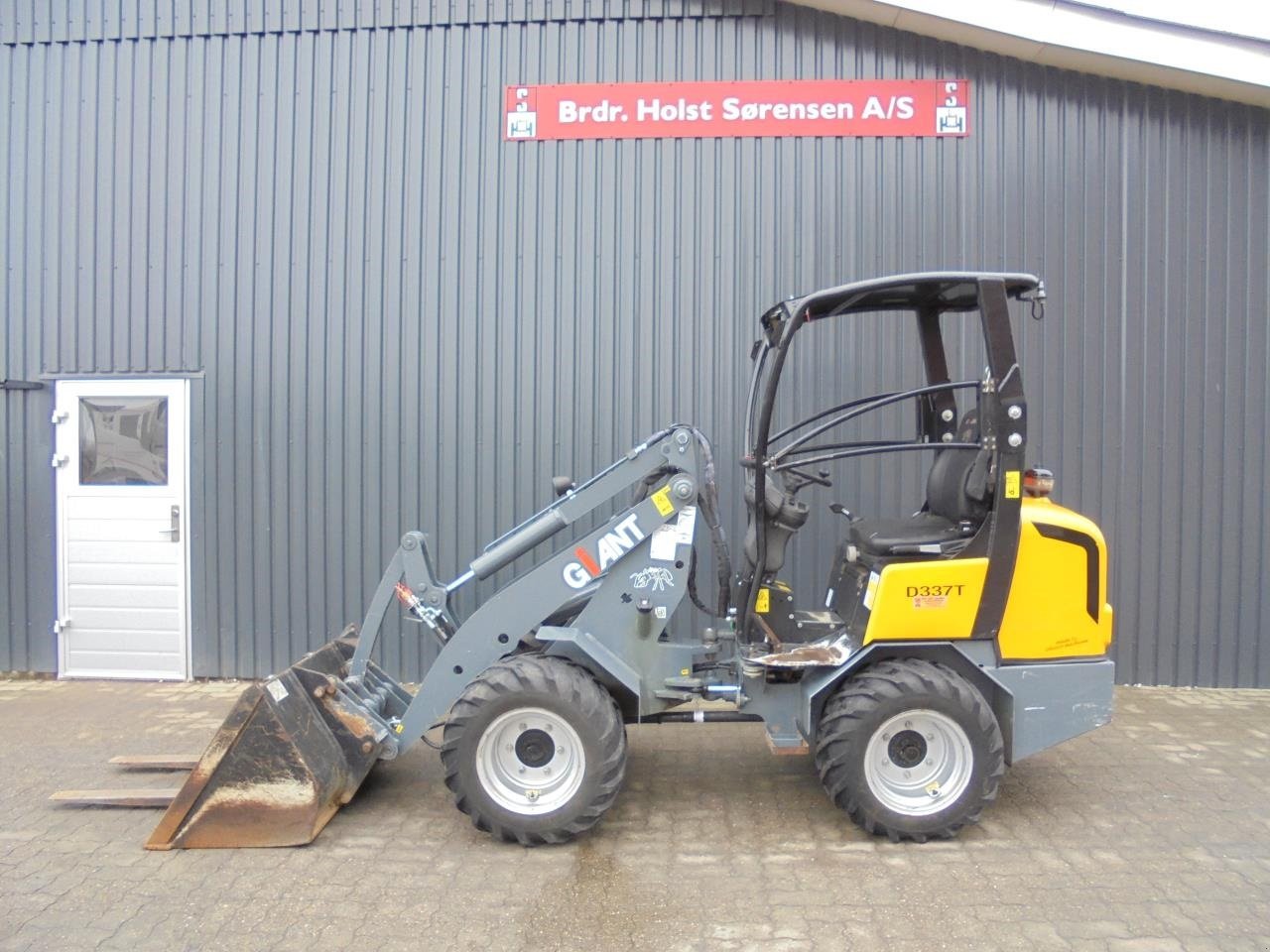 Kompaktlader a típus GiANT D337T, Gebrauchtmaschine ekkor: Ribe (Kép 9)