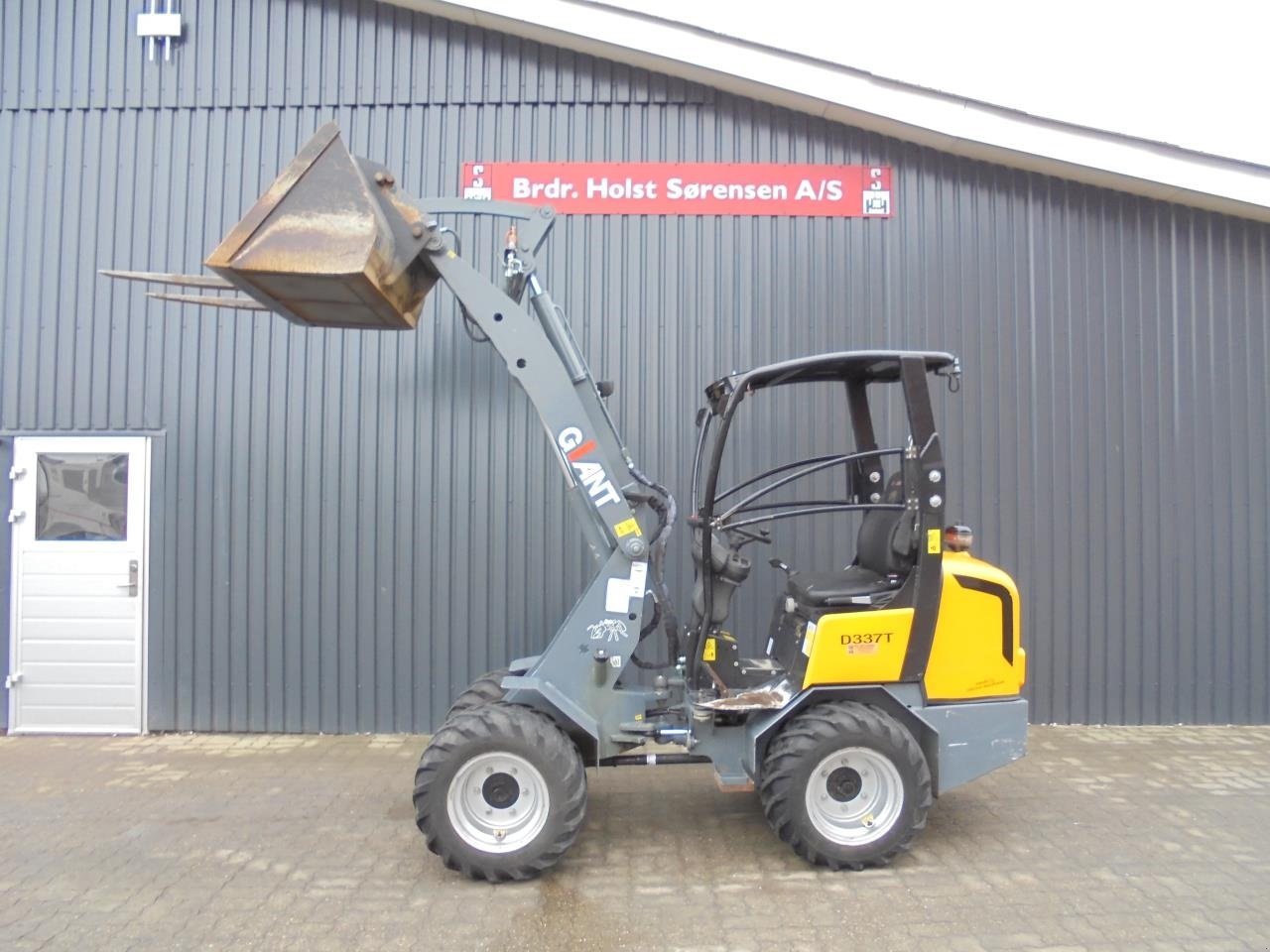 Kompaktlader a típus GiANT D337T, Gebrauchtmaschine ekkor: Ribe (Kép 13)