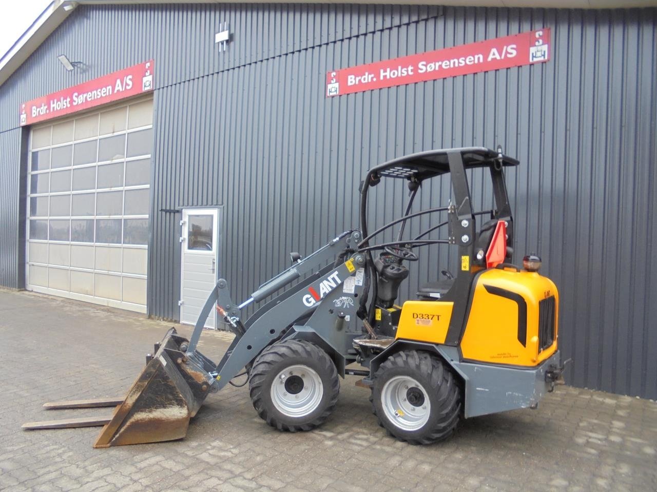 Kompaktlader a típus GiANT D337T, Gebrauchtmaschine ekkor: Ribe (Kép 17)