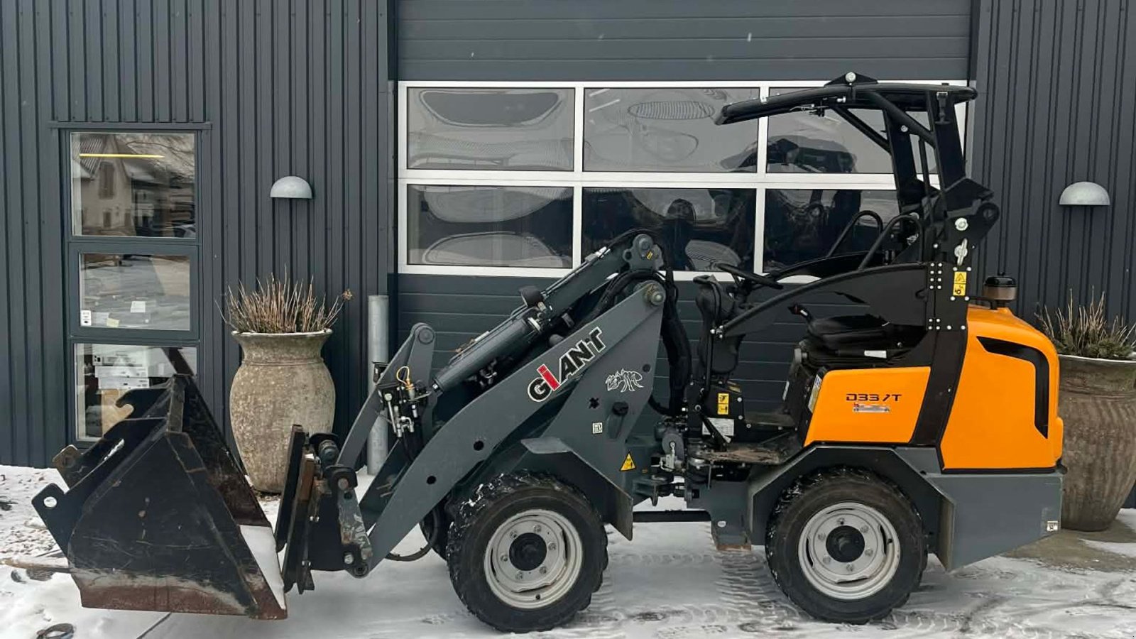 Kompaktlader του τύπου GiANT D337T, Gebrauchtmaschine σε Føvling (Φωτογραφία 1)