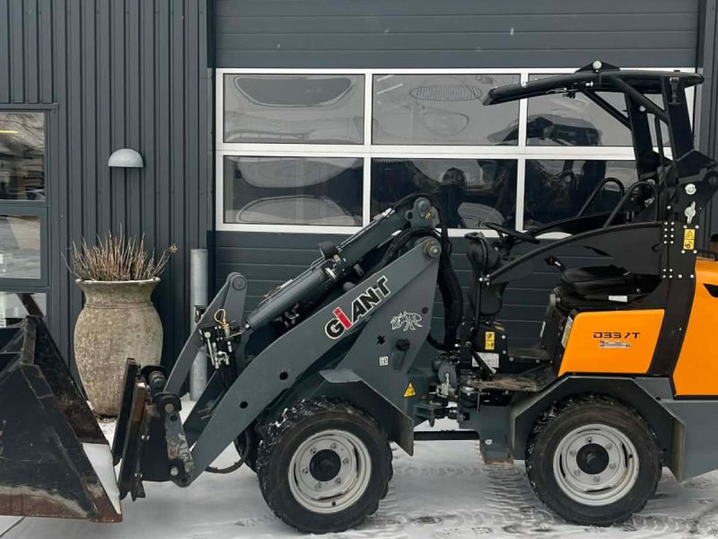 Kompaktlader of the type GiANT D337T, Gebrauchtmaschine in Føvling (Picture 1)