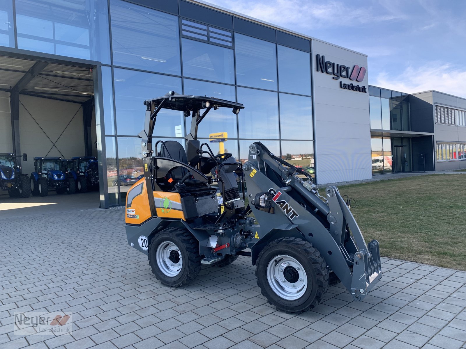 Kompaktlader typu GiANT Elektro G2200E X-TRA, Gebrauchtmaschine v Bad Waldsee Mennisweiler (Obrázek 2)