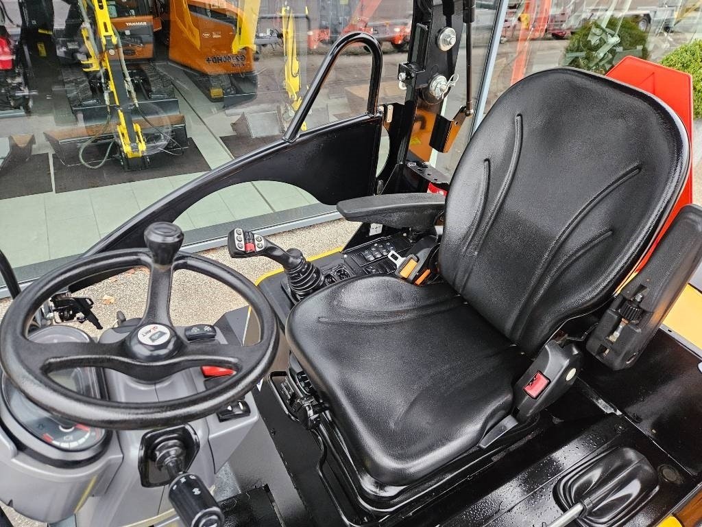 Kompaktlader του τύπου GiANT G 2700hd + x-tra, Gebrauchtmaschine σε Fårevejle (Φωτογραφία 7)