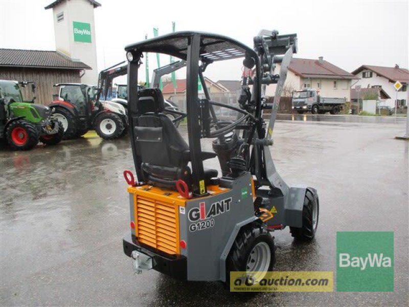 Kompaktlader des Typs GiANT G1200   #874, Gebrauchtmaschine in Schönau (Bild 5)