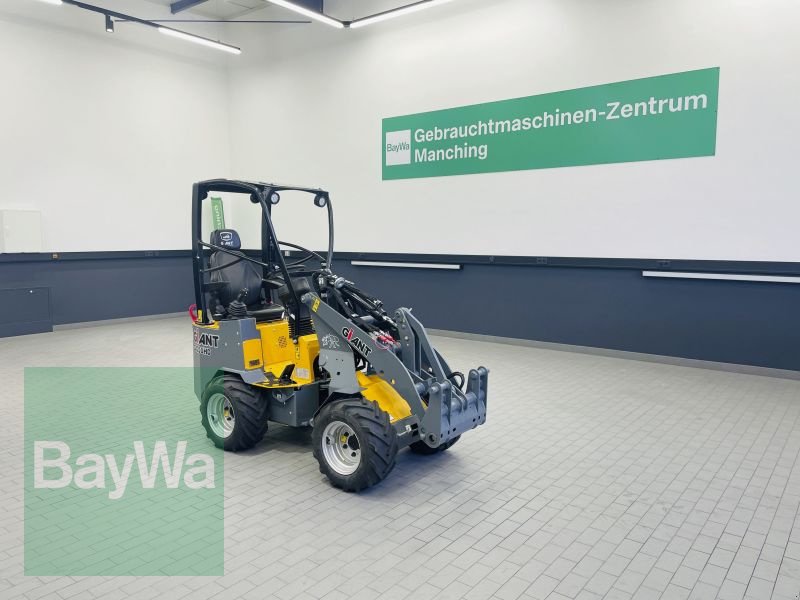 GiANT G1200 HD, Gebrauchtmaschine, Baujahr: 2023, Betriebsstunden: 5 Stunden Kompaktlader des Typs GiANT G1200 HD, Gebrauchtmaschine in Manching