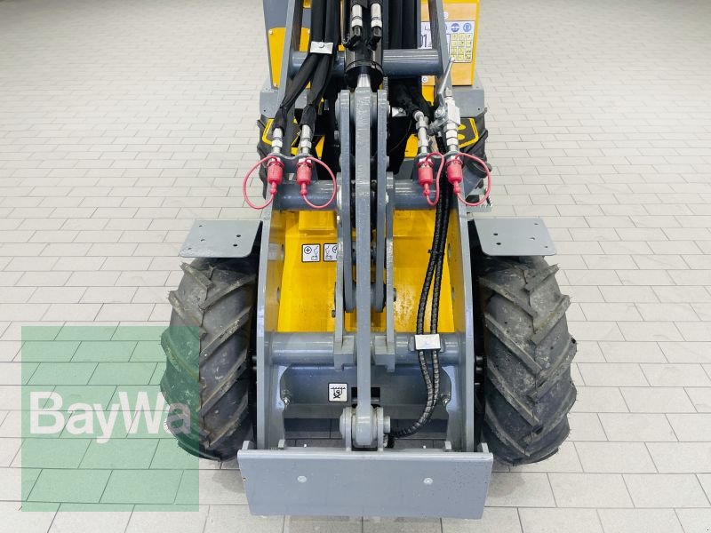 Kompaktlader des Typs GiANT G1200, Gebrauchtmaschine in Manching (Bild 12)