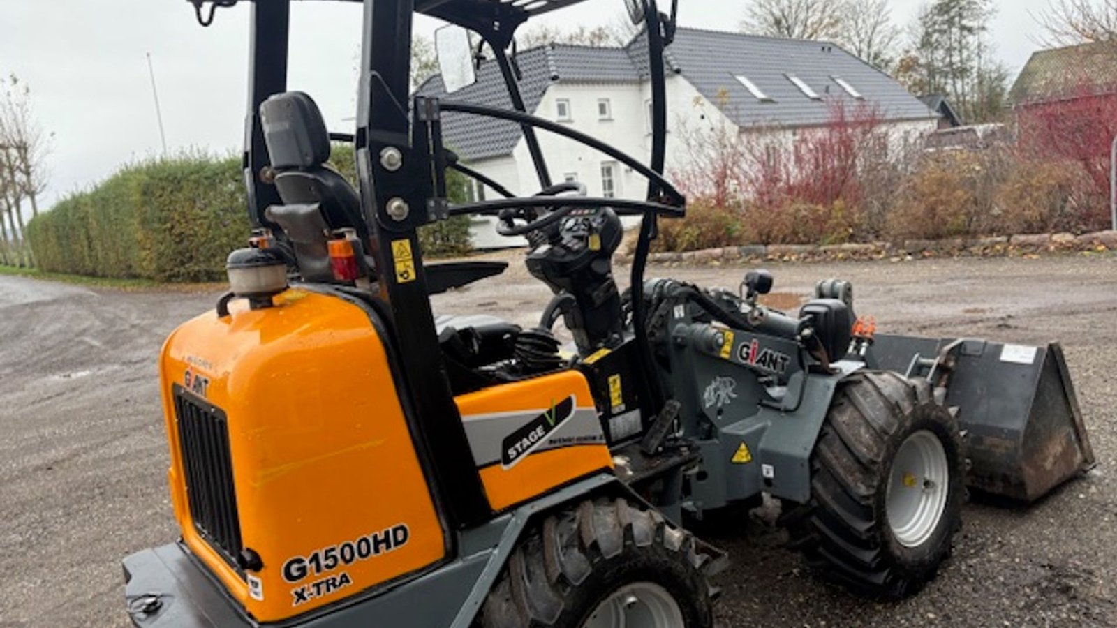 Kompaktlader typu GiANT G1500 HD 3. OG 4. FUNKTION FØRT FREM. SKOVL OG GAFLER, Gebrauchtmaschine v Dronninglund (Obrázek 4)