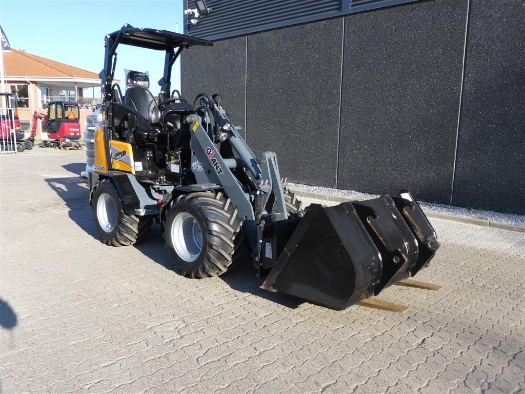 Kompaktlader of the type GiANT G1500 HD 4 funktio, Gebrauchtmaschine in Nørresundby (Picture 3)