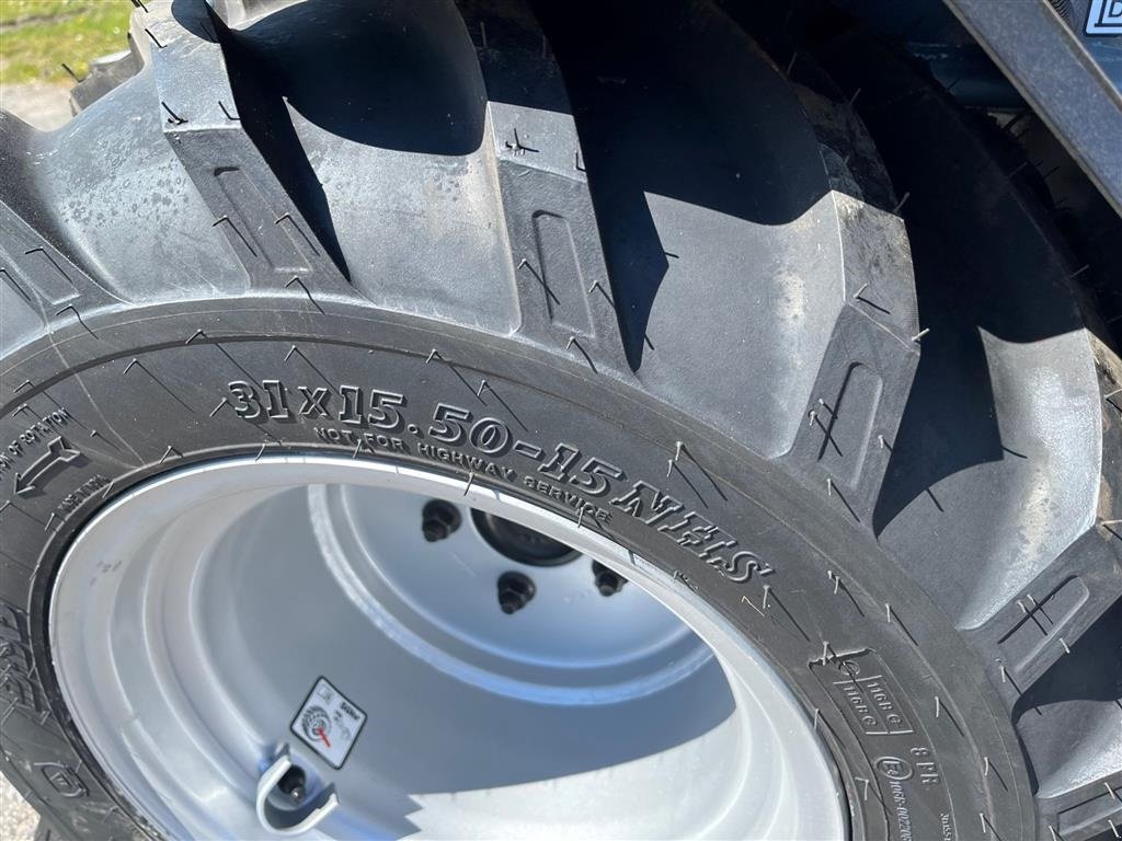 Kompaktlader des Typs GiANT G1500 HD Ekstra Skovl og pallegafler, Gebrauchtmaschine in Suldrup (Bild 11)