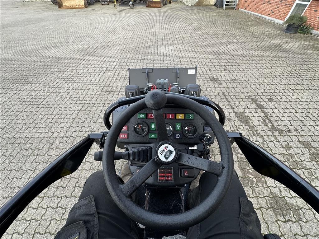Kompaktlader des Typs GiANT G1500 HD X-Tra, Gebrauchtmaschine in Gjerlev J. (Bild 13)