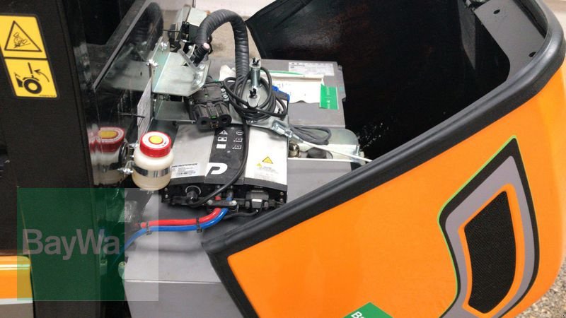 Kompaktlader du type GiANT G2200E ELEKTRO-HOFLADER, Gebrauchtmaschine en Mindelheim (Photo 9)