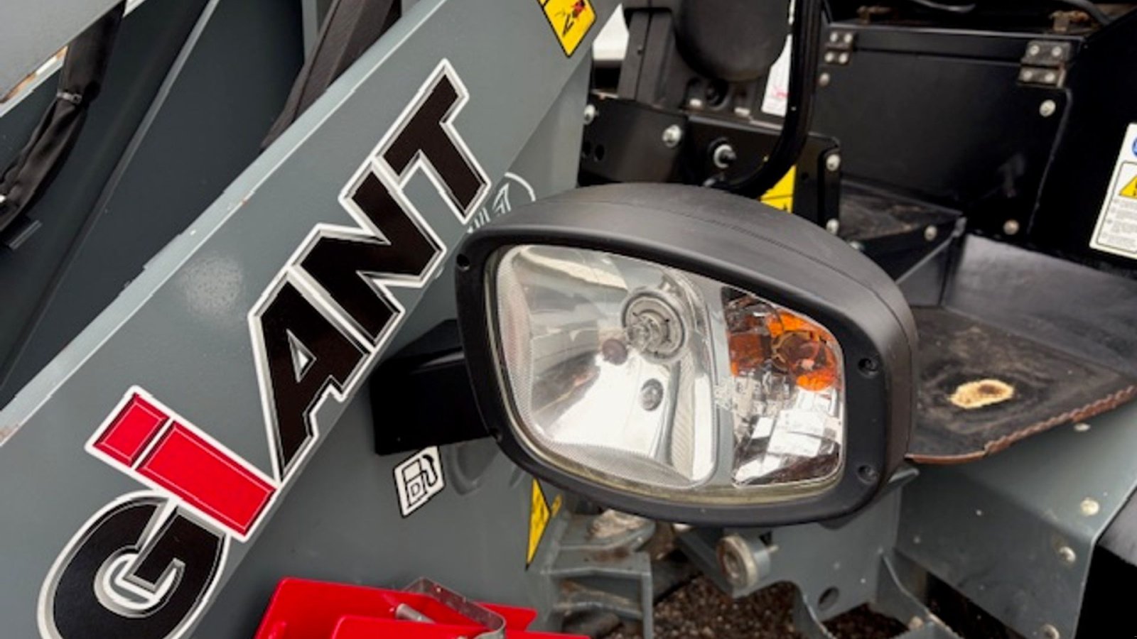 Kompaktlader van het type GiANT G2200E X-tra 3. FUNKTION, HYDRAULISK SKIFT, VEJLYS,SKOVL, GAFLER, Gebrauchtmaschine in Dronninglund (Foto 18)