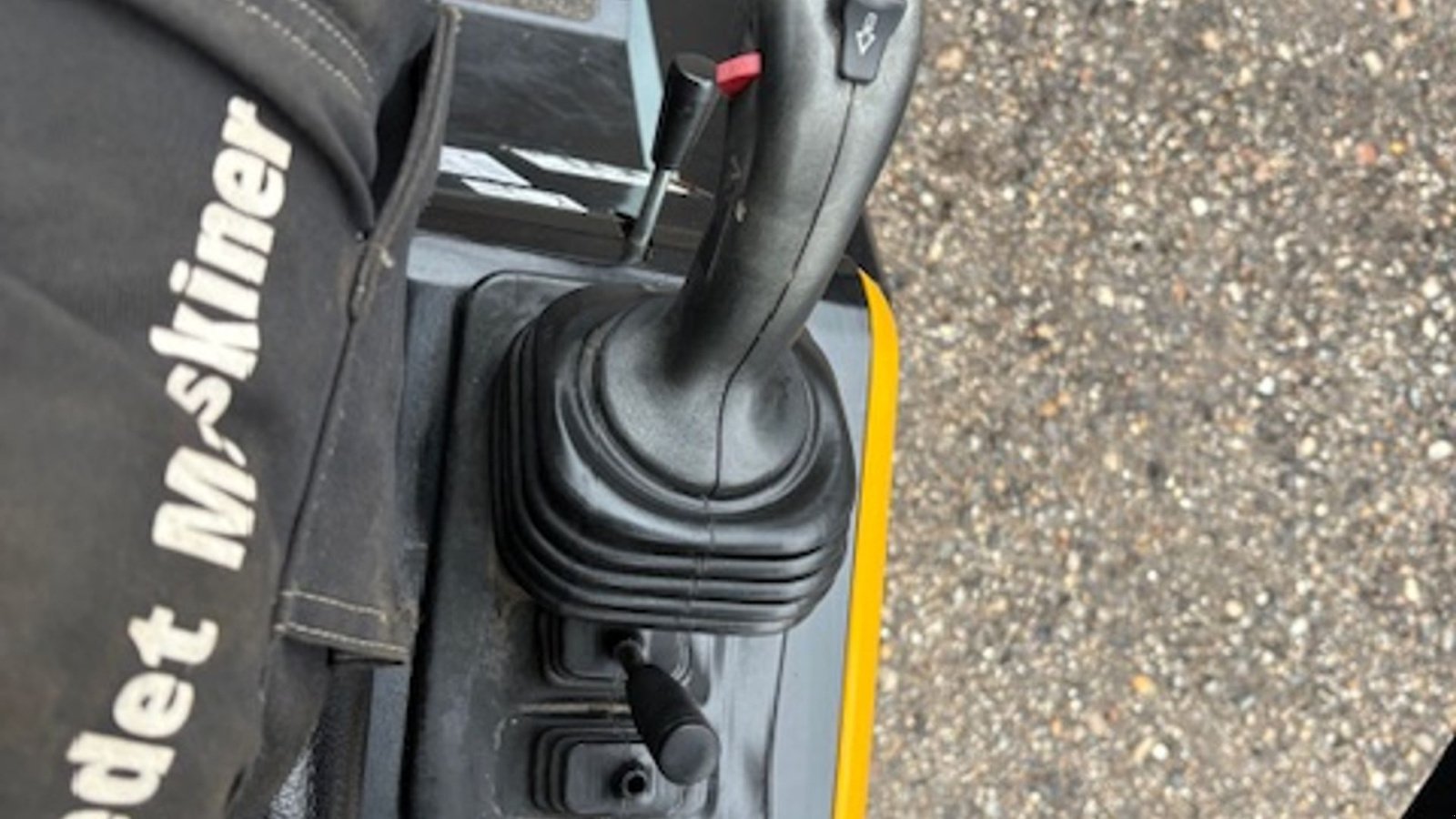 Kompaktlader van het type GiANT G2200E X-tra 3. FUNKTION, HYDRAULISK SKIFT, VEJLYS,SKOVL, GAFLER, Gebrauchtmaschine in Dronninglund (Foto 16)