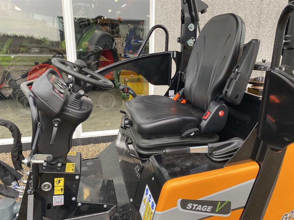 Kompaktlader tip GiANT G2500 HD X-tra Stage V, Gebrauchtmaschine in Holstebro (Poză 8)