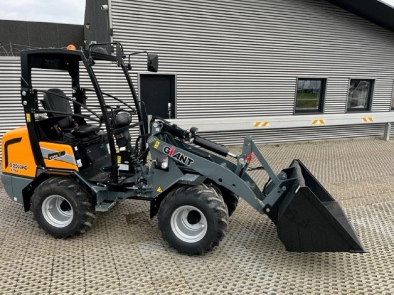 Kompaktlader of the type GiANT G2500 HD X-tra, Gebrauchtmaschine in Tilst (Picture 1)