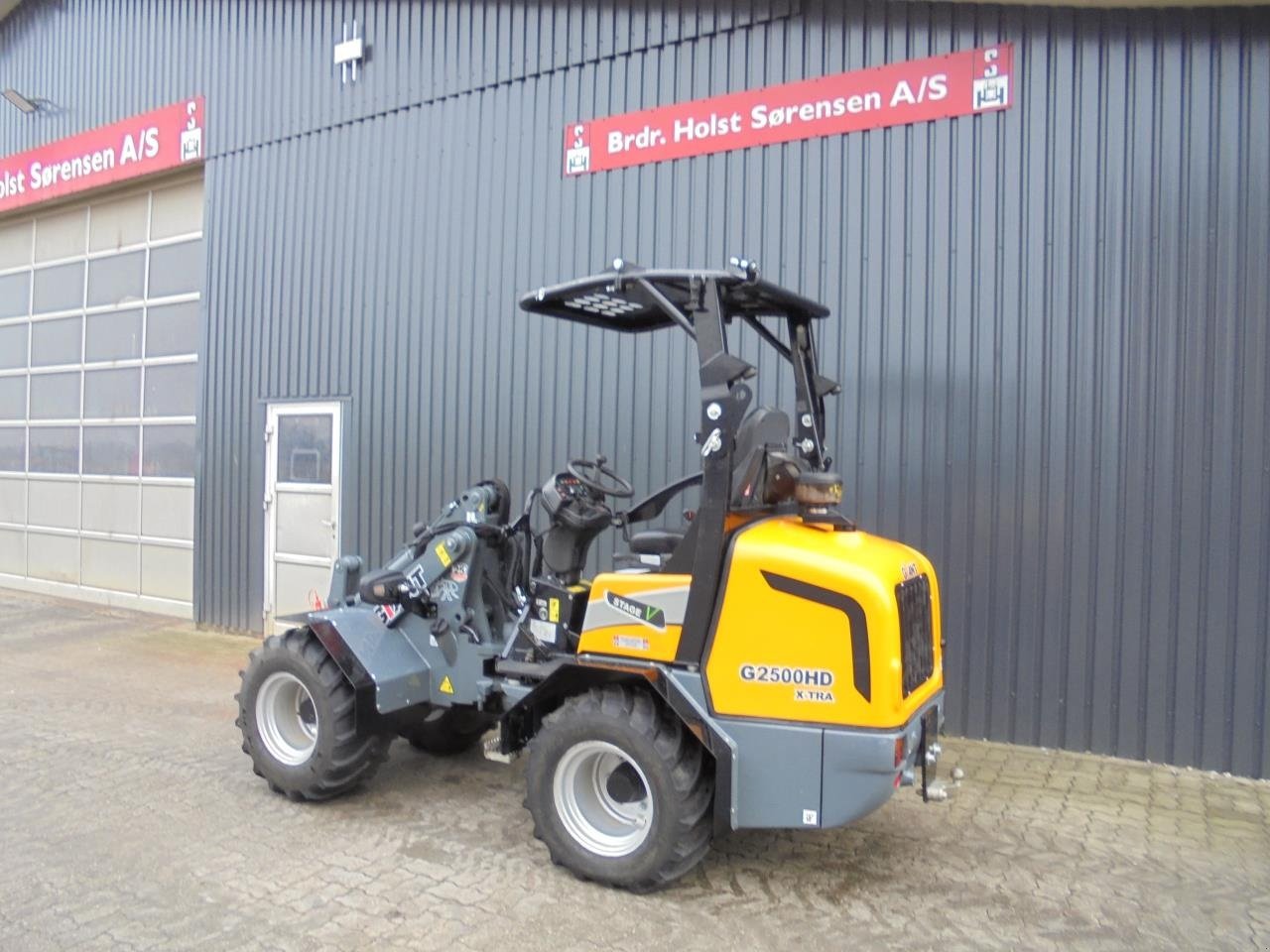 Kompaktlader des Typs GiANT G2500XHD, Gebrauchtmaschine in Ribe (Bild 9)