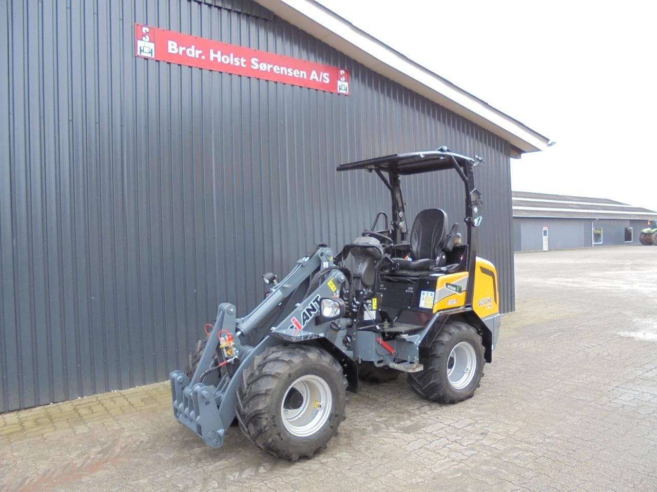 Kompaktlader des Typs GiANT G2500XHD, Gebrauchtmaschine in Ribe (Bild 7)