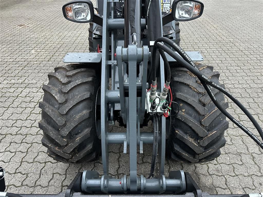 Kompaktlader of the type GiANT G2700 HD PLUS, Gebrauchtmaschine in Gjerlev J. (Picture 11)