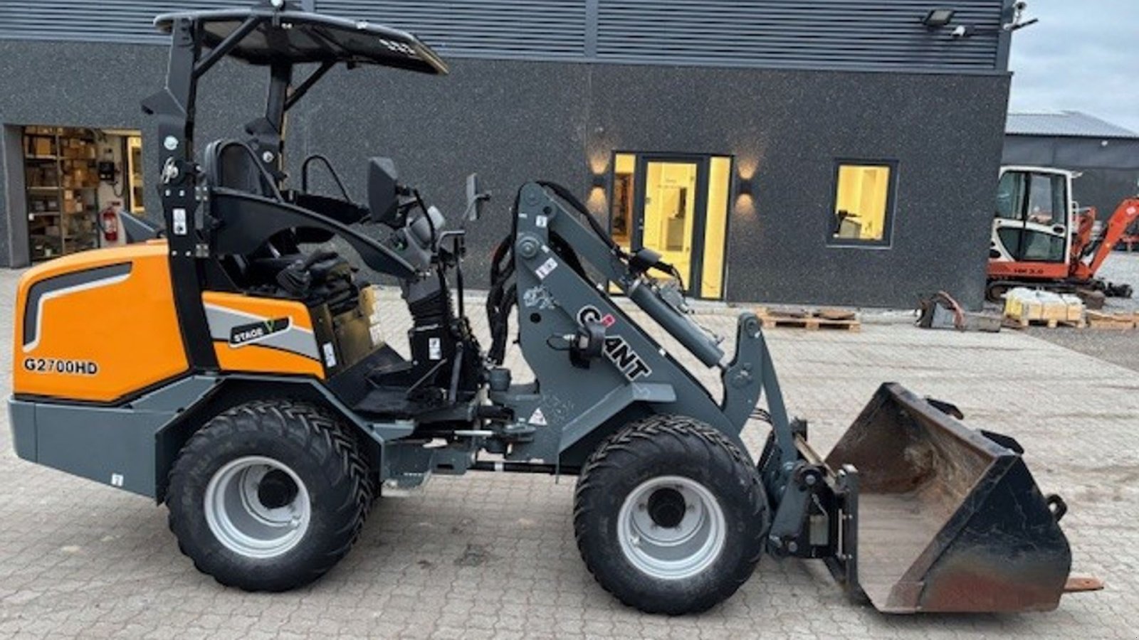 Kompaktlader a típus GiANT G2700 hd, Gebrauchtmaschine ekkor: Nørresundby (Kép 4)