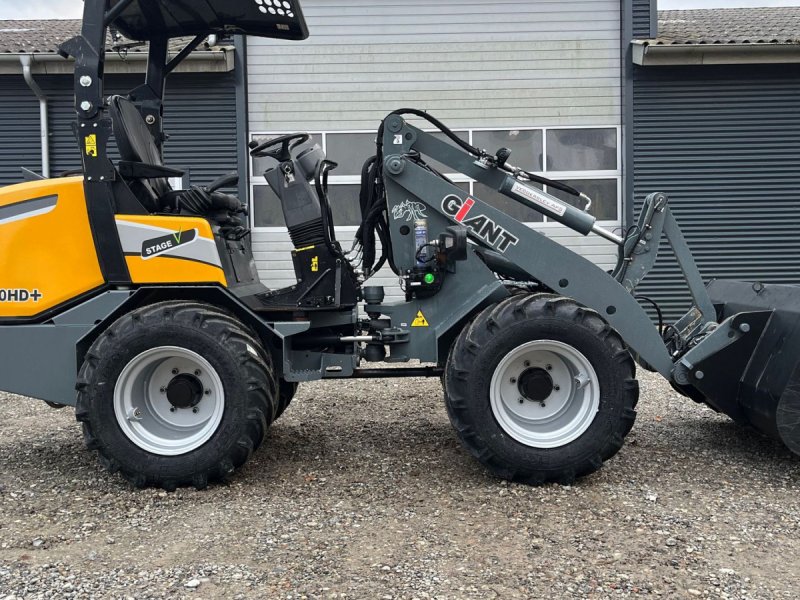 Kompaktlader van het type GiANT G2700 X-TRA HD PLUS Centralsmøring - Skovl - pallegafler, Gebrauchtmaschine in Grenaa (Foto 1)