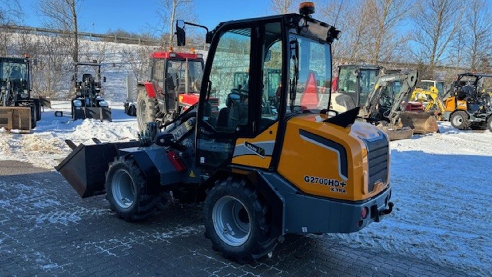 Kompaktlader типа GiANT G2700 X-TRA HD PLUS G2700 x-tra HD+, Gebrauchtmaschine в Nørresundby (Фотография 5)