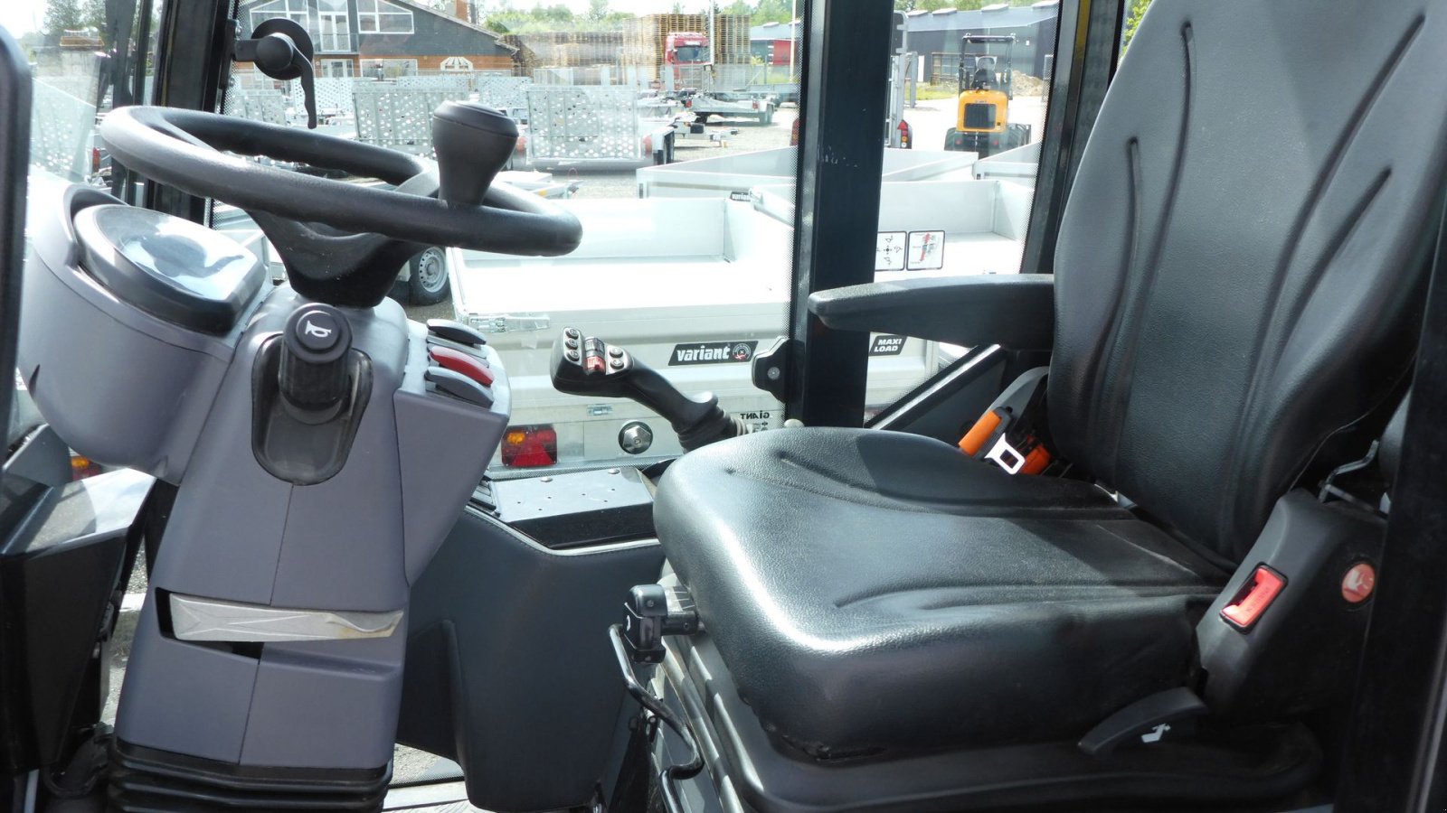 Kompaktlader typu GiANT G2700 X-TRA HD PLUS, Gebrauchtmaschine w Nørresundby (Zdjęcie 2)