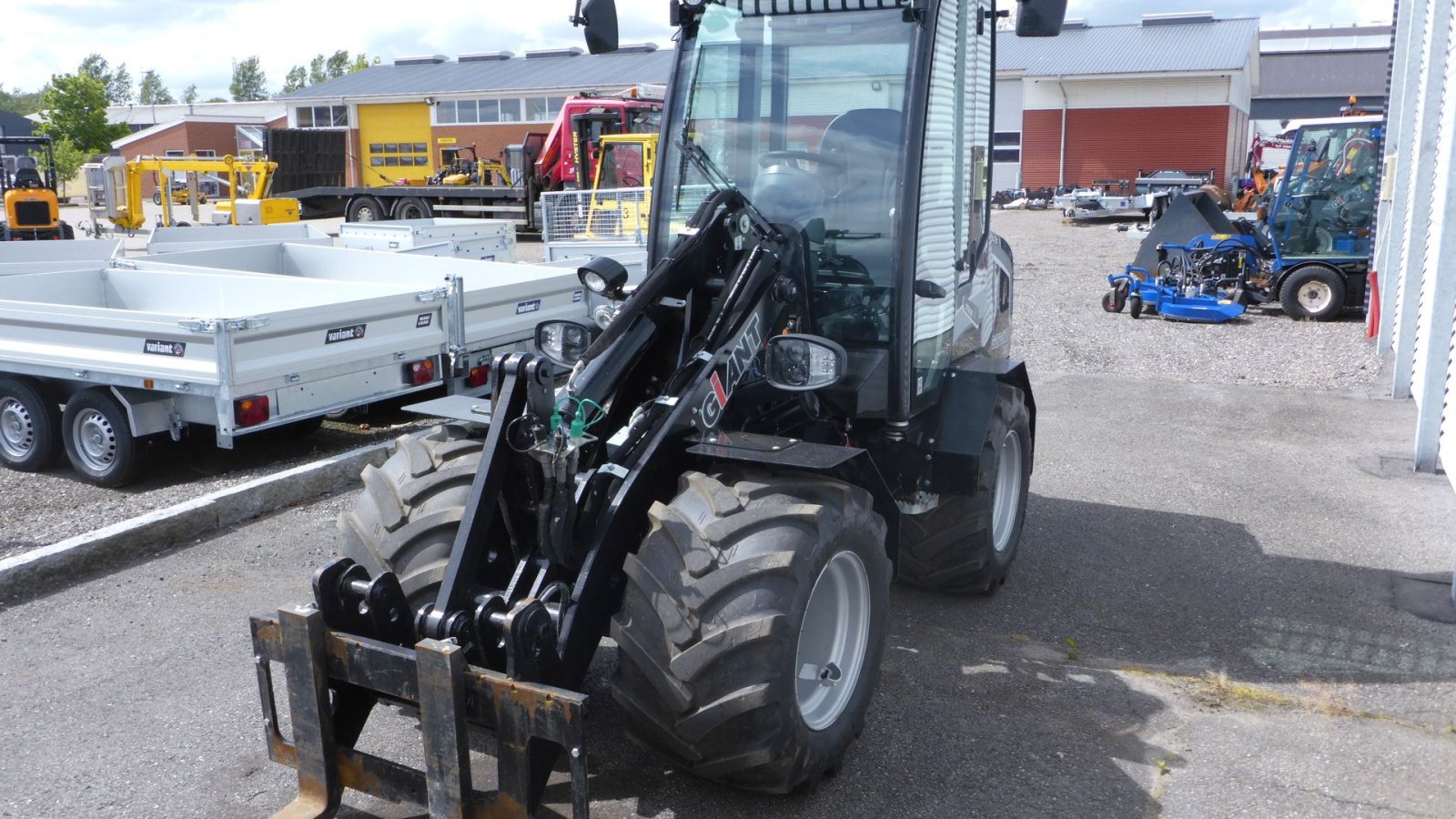 Kompaktlader typu GiANT G2700 X-TRA HD PLUS, Gebrauchtmaschine w Nørresundby (Zdjęcie 5)