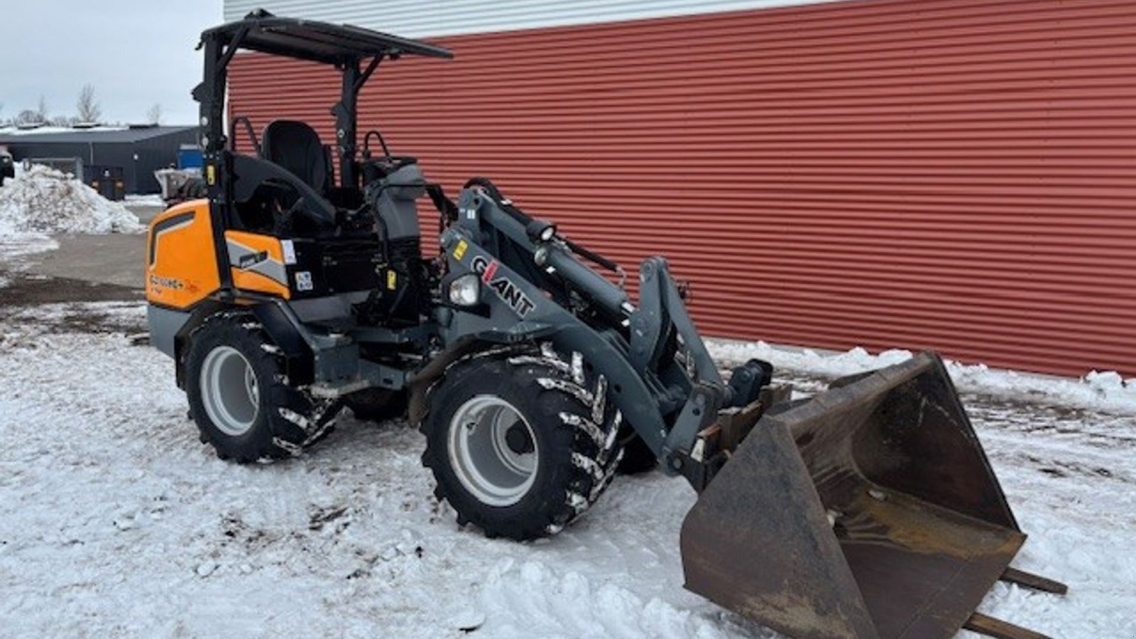 Kompaktlader del tipo GiANT G2700 X-TRA HD PLUS, Gebrauchtmaschine en Nørresundby (Imagen 7)