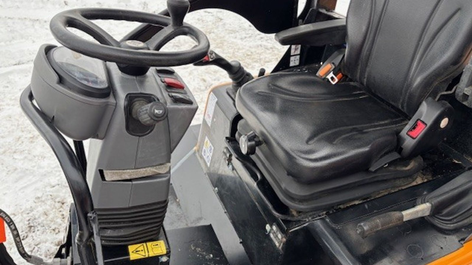 Kompaktlader del tipo GiANT G2700 X-TRA HD PLUS, Gebrauchtmaschine en Nørresundby (Imagen 2)